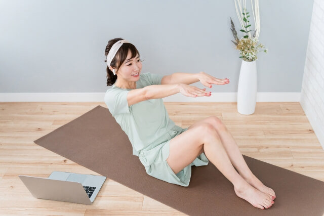 ピラティスリングは腹筋に効果はある？